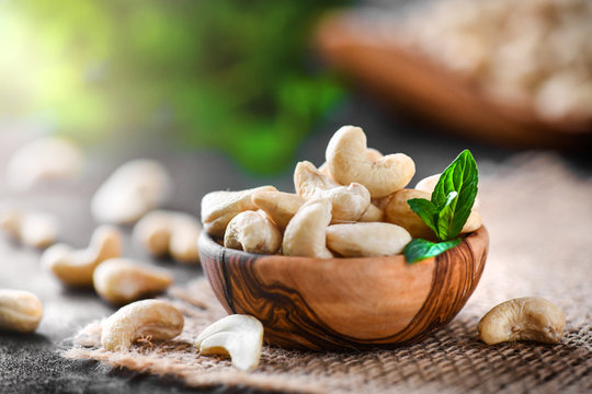 Cashew Nuts Are Beneficial For Men's Health