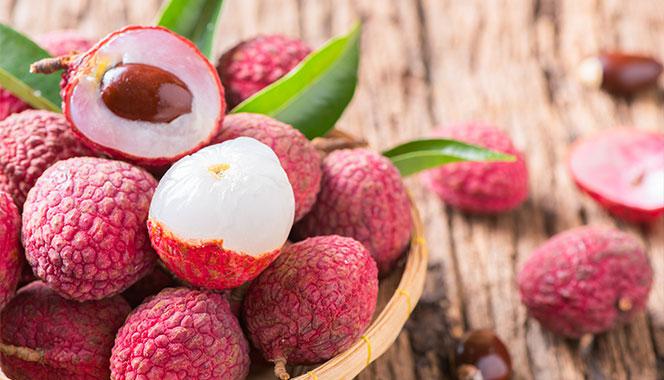 The health benefits of eating lychees in the season