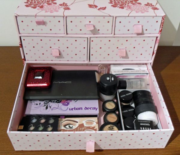 makeup boxes