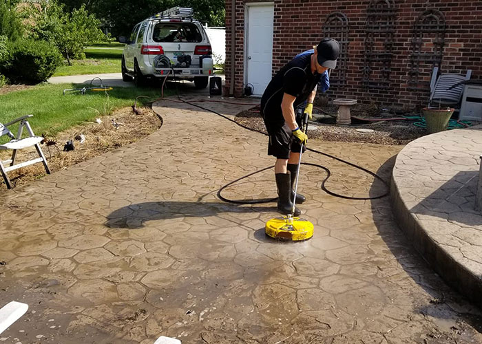 Patio Pressure Washing Service in Seguin TX – Keep Your Patio Looking Like New!