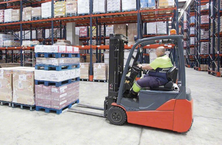 Ultimate Guide For Choosing The Ideal Forklifts For Retail