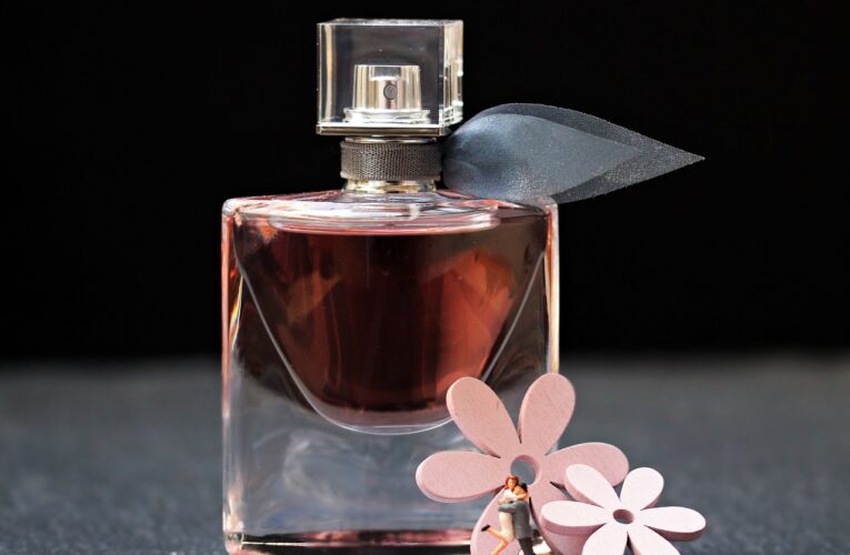 6 Number of Ways to Make your Scent Last Longer & Effective