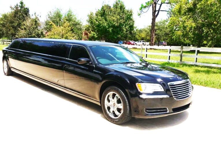 Make Your Event Touch Of Class With Limousine?