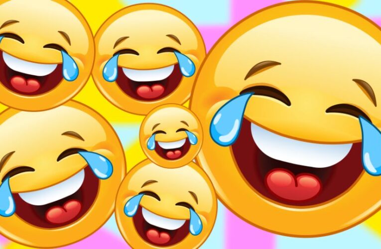HOW FUNNY JOKES HELP YOU IN DESTRESSING