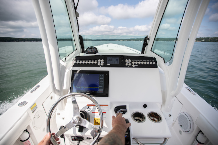 Your Canadian Boating License – Boat Lights You Need to Know to Pass the Test